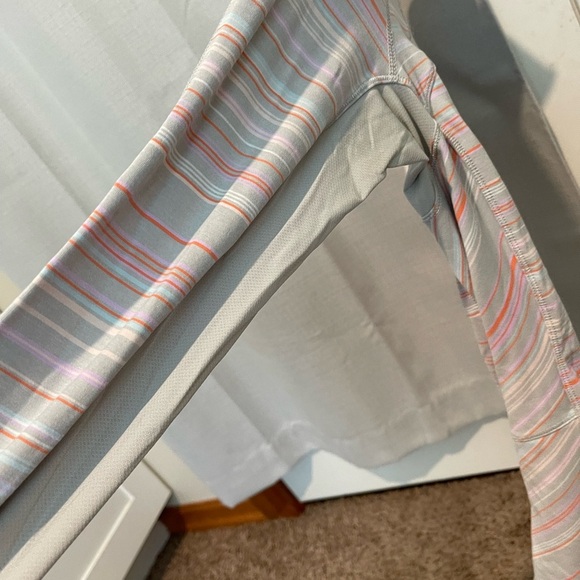 Lululemon Half Zip size 4 - Picture 4 of 10